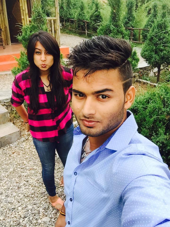 Rishabh Pant with his sister