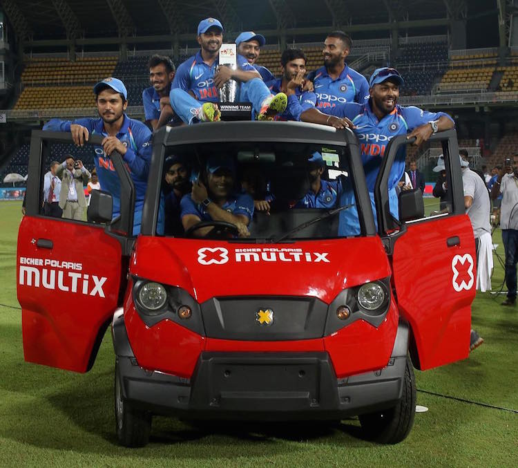 MS Dhoni takes Team India on a ride in Multix car