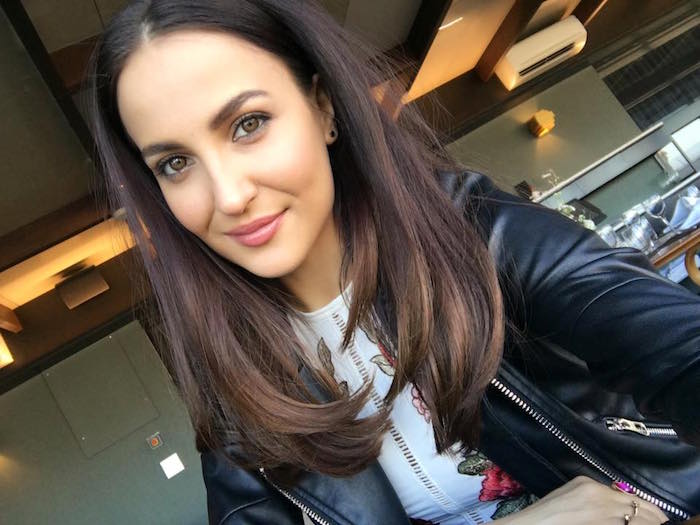 Elli AvrRam 8