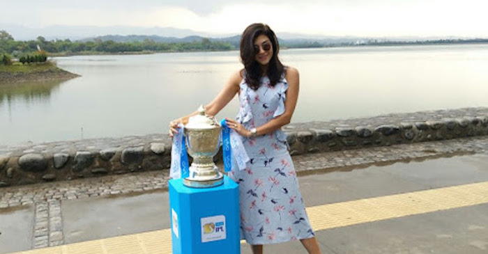 Cricket fans click selfies with VIVO IPL 2017 trophy in Chandigarh