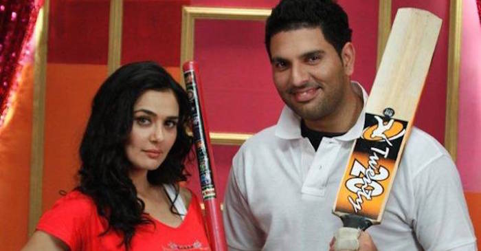 Yuvraj Singh consoles Preity Zinta and her team after their exit from IPL 2017