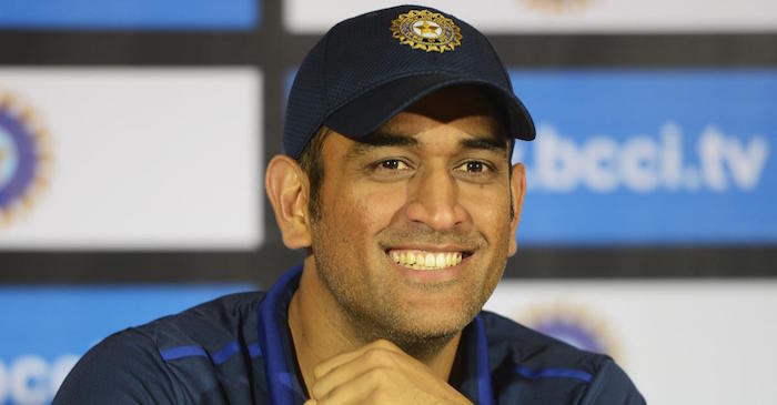 MS Dhoni bonds with youngsters over hookah in his room, reveals George Bailey