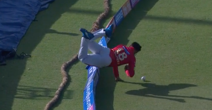 IPL 2019: WATCH – Mandeep Singh’s acrobatic skills to save a certain boundary during KXIP vs MI match