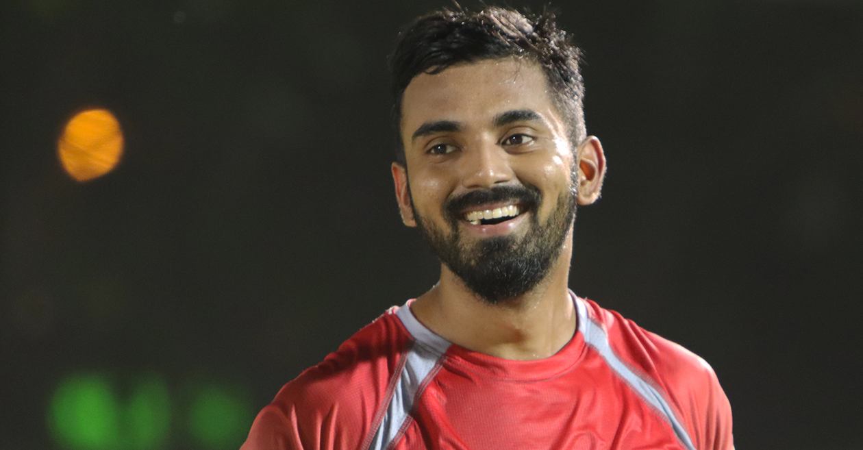 IPL 2020: KXIP skipper KL Rahul gives an epic reply to a fan for calling  him 'Thala' 