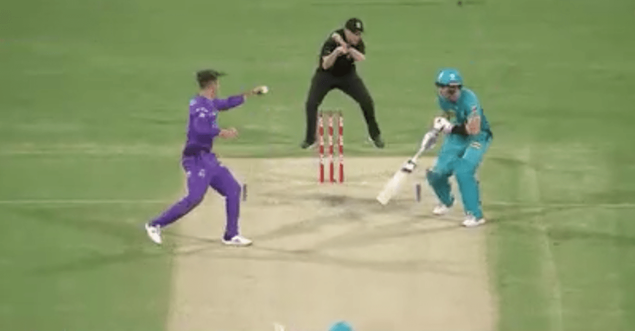 BBL 2020-21: WATCH – D’Arcy Short takes a freakish catch to dismiss Tom Cooper