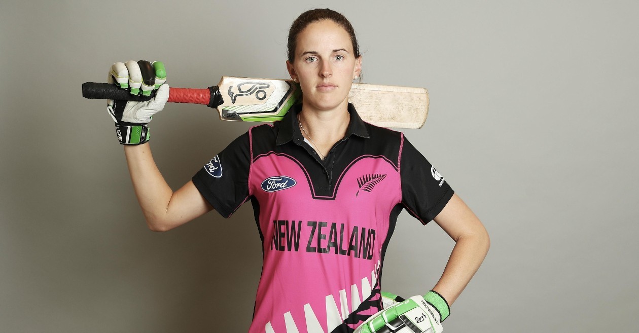 Amy Satterthwaite retires from international cricket