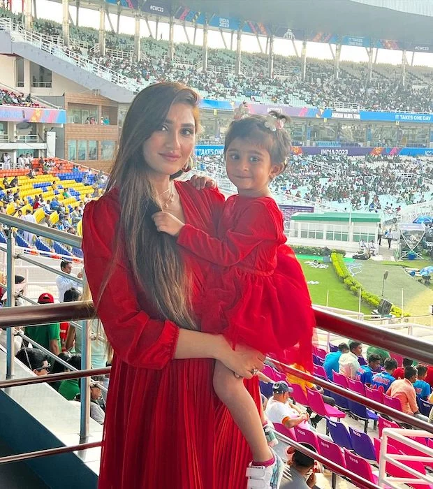 Samiya Khan with her daughter Helena