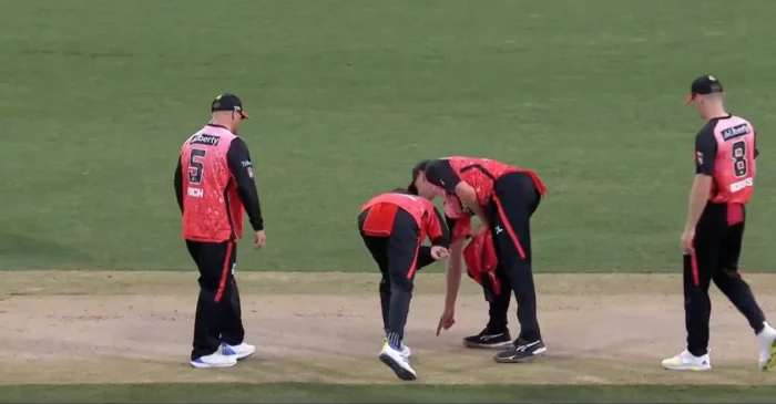 ‘What a shame’: BBL|13 match between Melbourne Renegades & Perth Scorchers abandoned due to unsafe pitch conditions