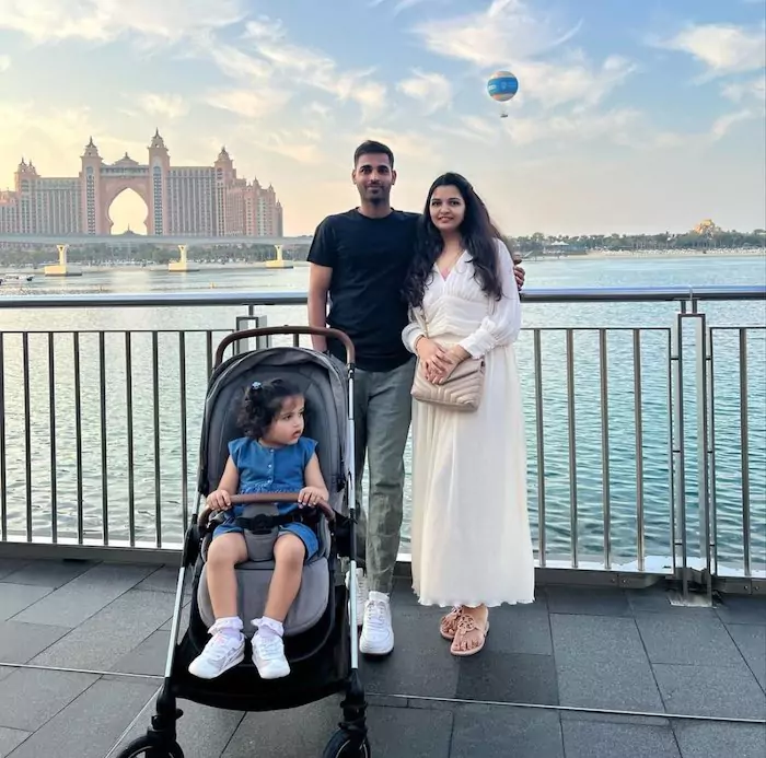 Bhuvneshwar Kumar with his wife and daughter