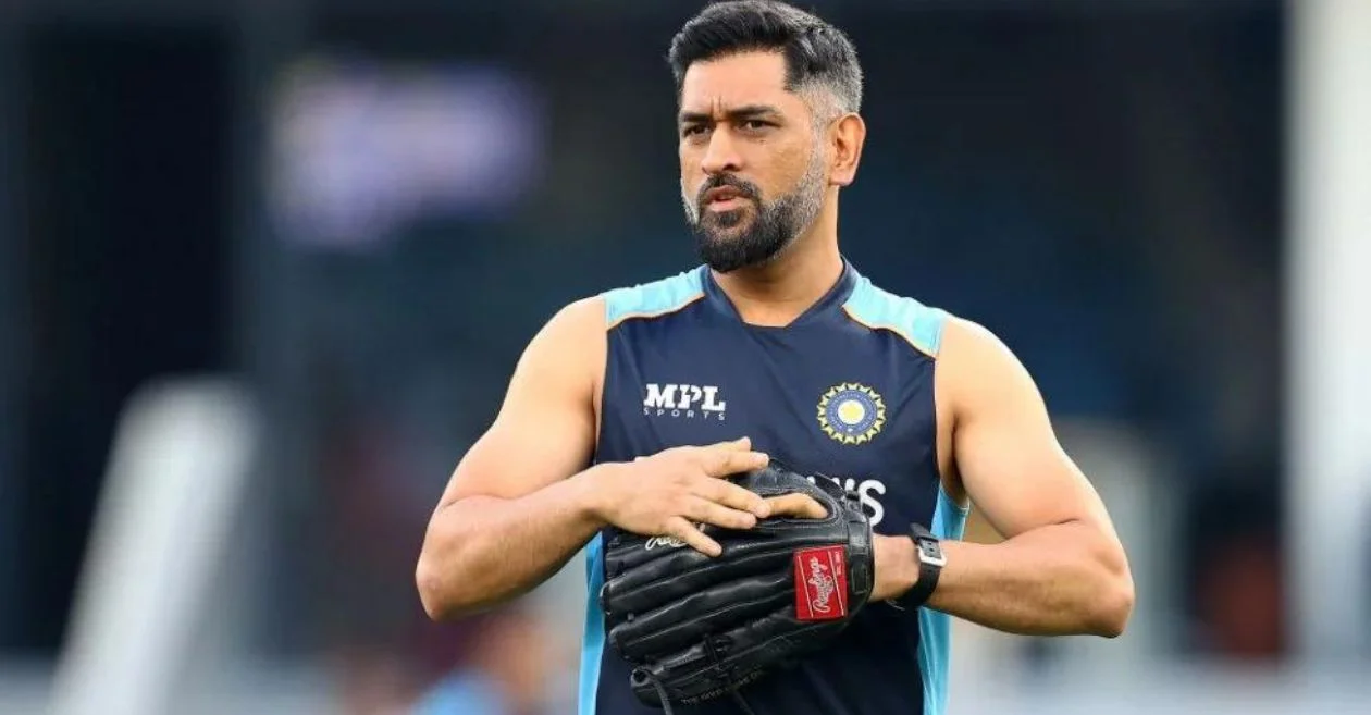 Reason why legendary MS Dhoni cannot apply for Team India’s Head Coach role