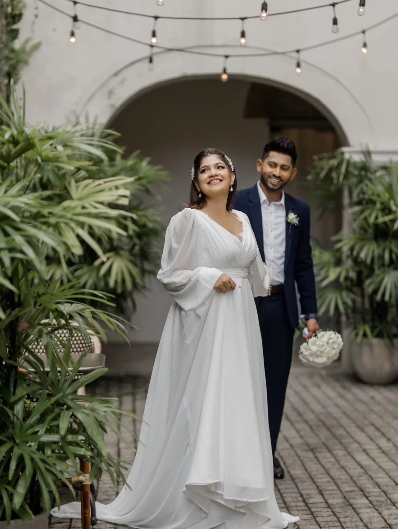 Kamindu Mendis and his wife