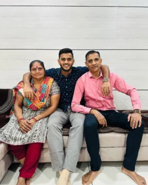 Early life of Urvil Patel