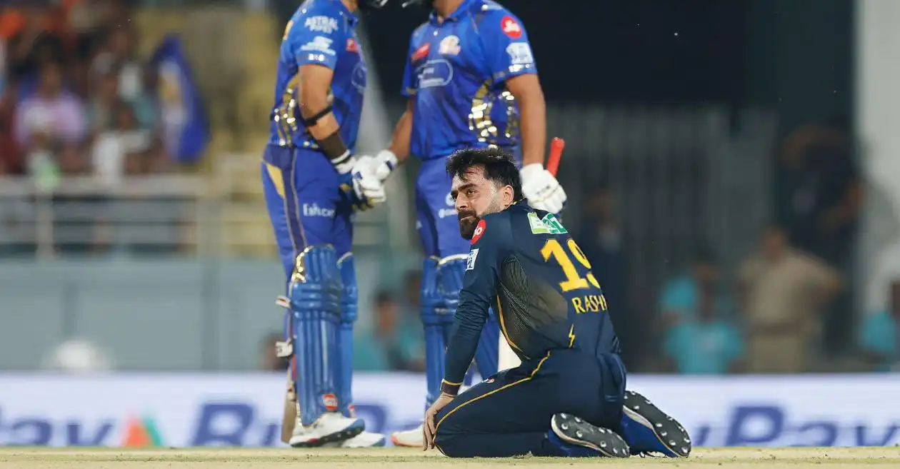 Rashid Khan creates an unwanted embarrassing IPL record during during GT vs MI Eliminator clash
