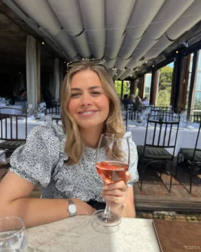 She gurdon has wine