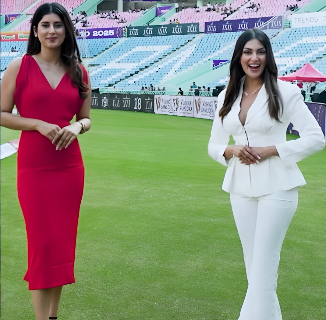 Sonal Mudgal, Yesha Sagar