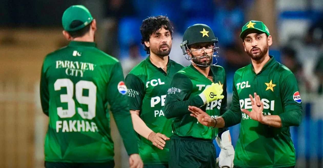 Abrar Ahmed’s record spell takes Pakistan into the final of UAE T20I Tri-Series 2025